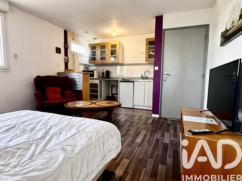 Maison - 312 m² - 13 pièces