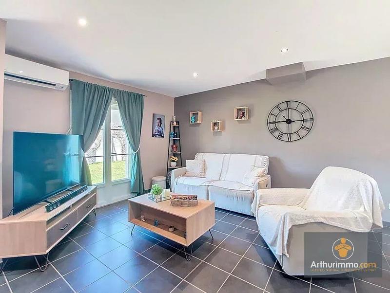 Maison - 93 m² - 4 pièces