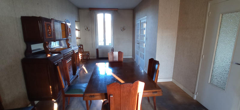 Maison - 99 m² - 5 pièces