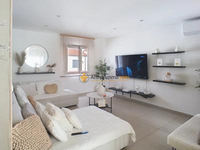 Appartement - 77 m² - 4 pièces