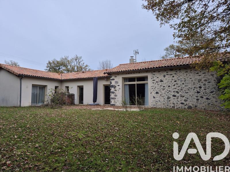 Maison - 160 m² - 5 pièces