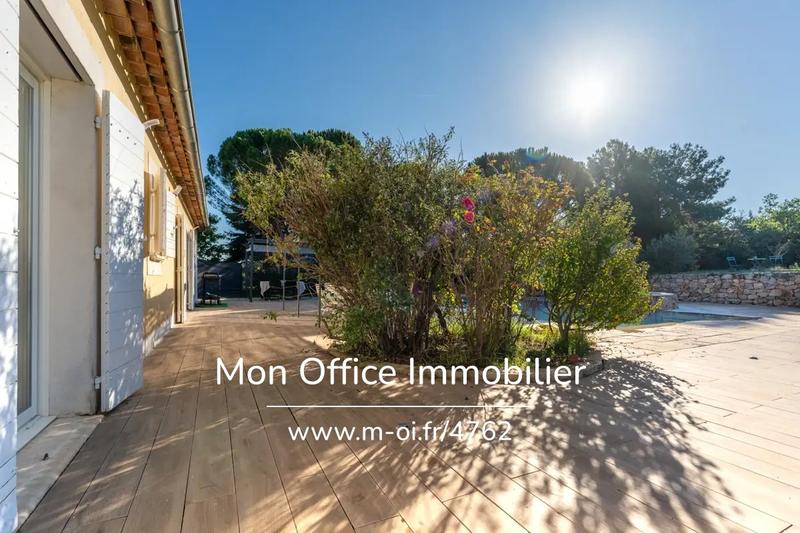 Villa - 200 m² - 7 pièces