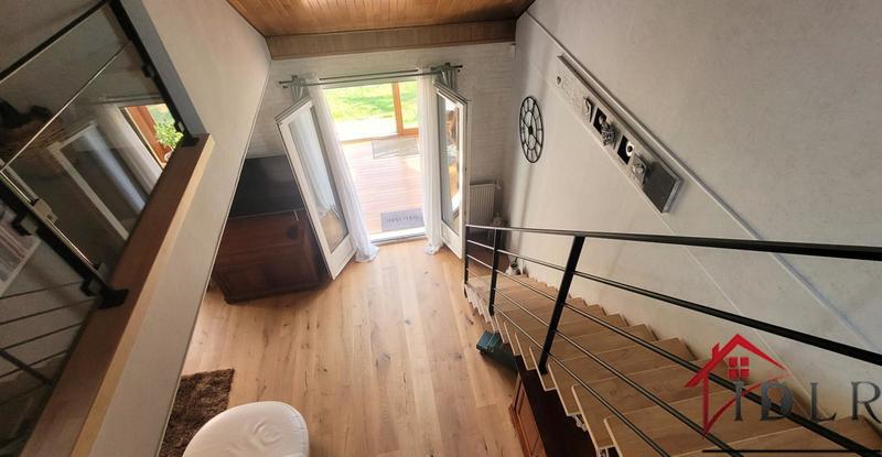 Demeure - 124 m² - 5 pièces