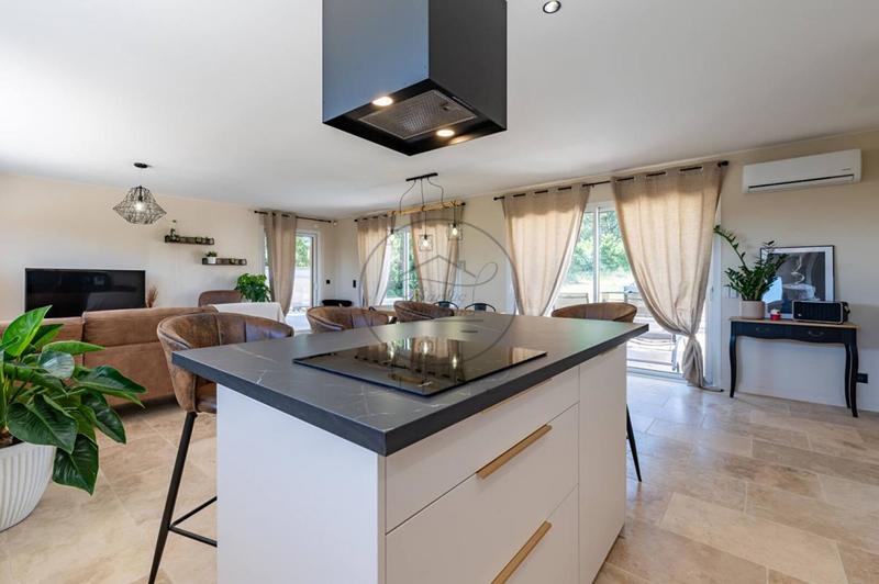 Villa - 124 m² - 5 pièces