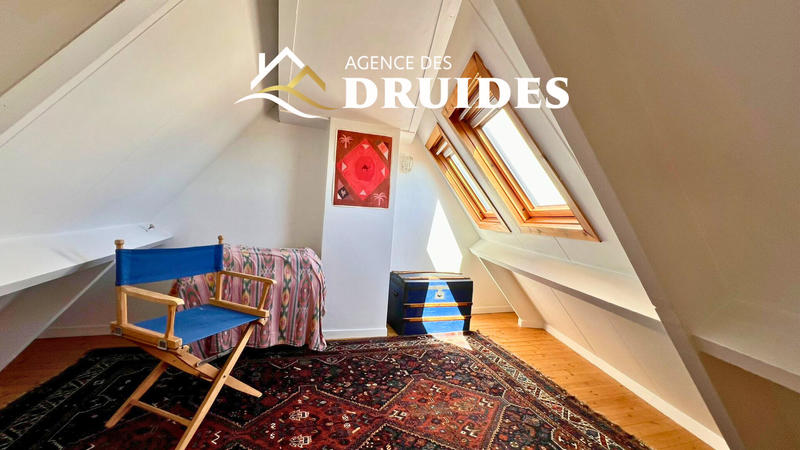 Appartement - 90 m² - 6 pièces