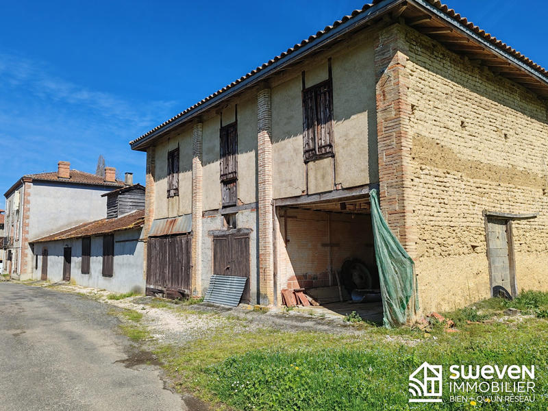 Maison ancienne - 370 m² - 11 pièces