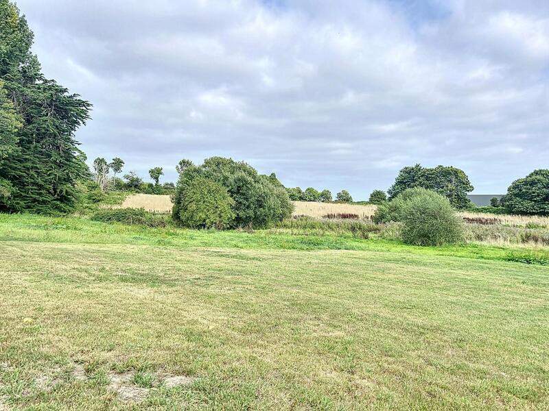 Maison - 278 m² - 9 pièces