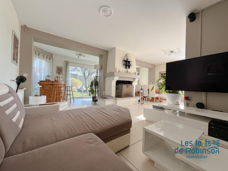 Maison - 184 m² - 7 pièces