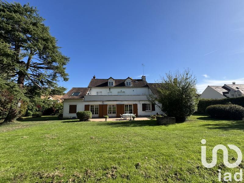 Maison - 320 m² - 9 pièces