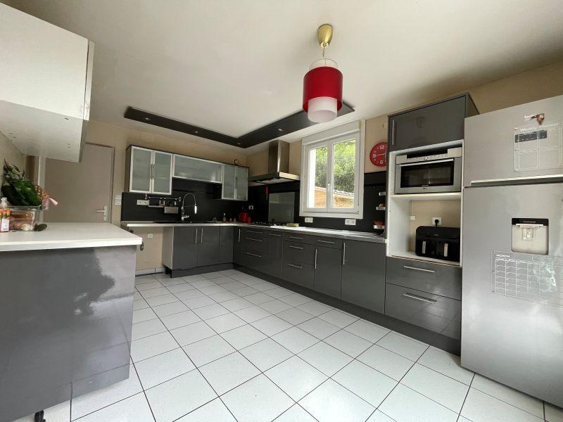 Maison - 160 m² - 8 pièces