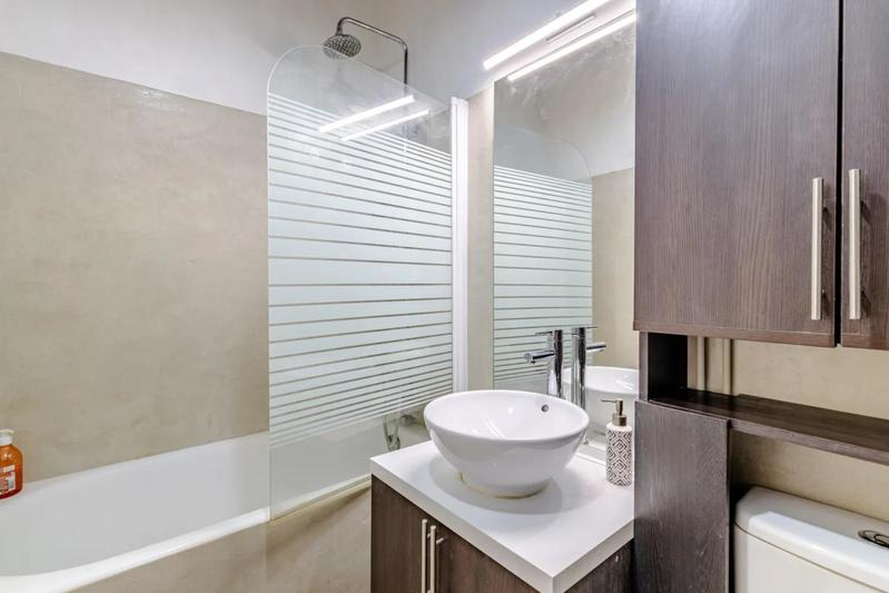 Studio - 25 m² - 1 pièce