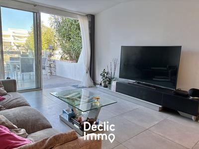 Appartement - 93 m² - 4 pièces