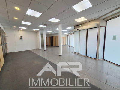 Local commercial - 280 m²