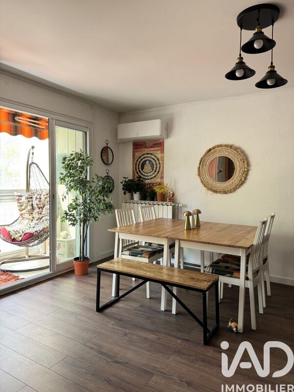 Appartement - 82 m² - 4 pièces