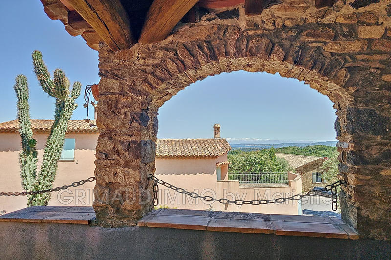 Maison - 400 m² - 14 pièces