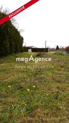 Terrain constructible - 800 m²