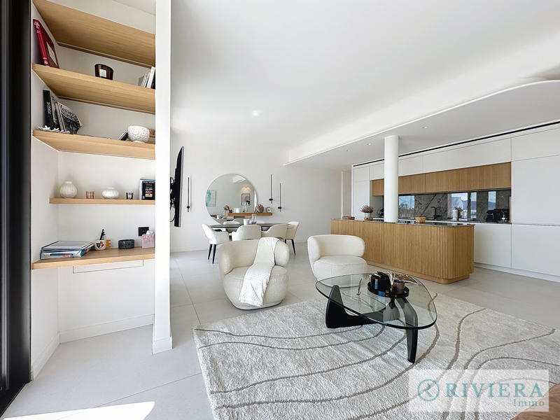 Appartement - 100 m² - 4 pièces