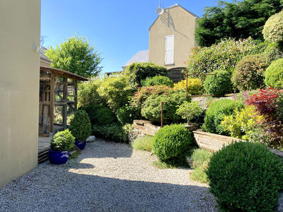 Maison - 102 m² - 4 pièces