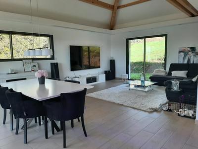 Maison - 131 m² - 6 pièces