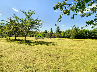 Terrain - 1 100 m²