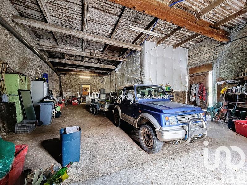 Maison - 500 m² - 6 pièces