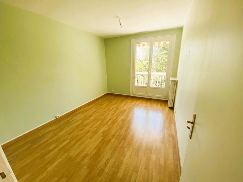 Appartement - 90 m² - 3 pièces