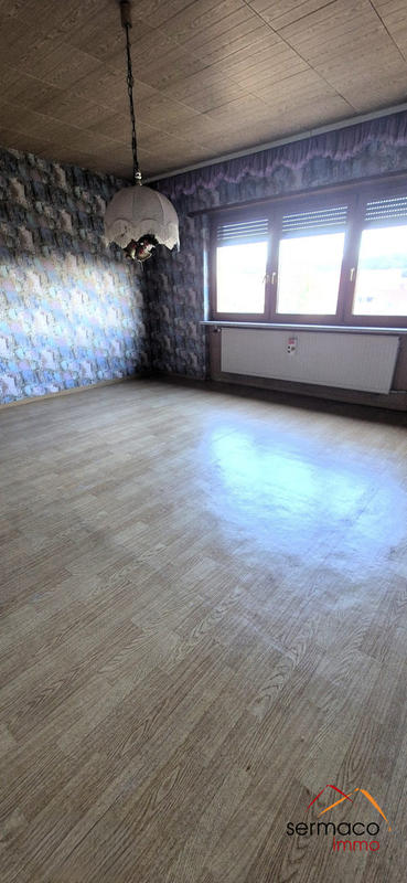 Maison - 177 m² - 7 pièces