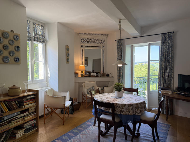 Maison de village - 197 m² - 9 pièces