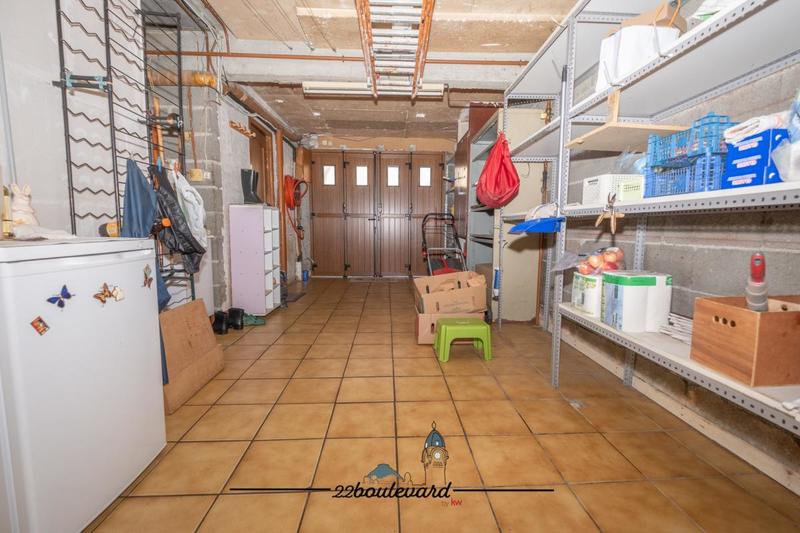 Pavillon - 130 m² - 6 pièces