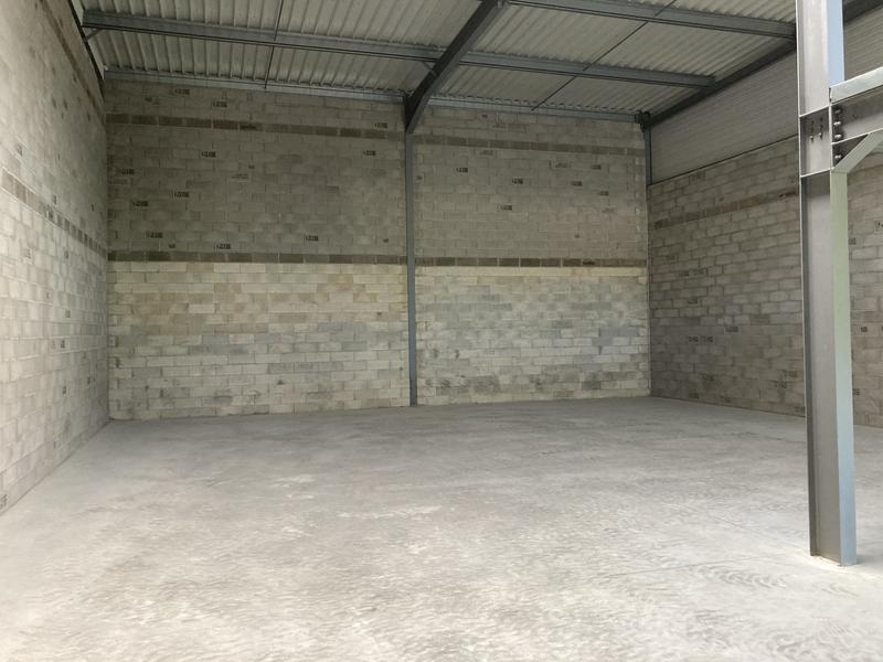 Entrepôt - 3 263 m²