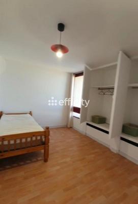 Appartement - 76 m² - 4 pièces