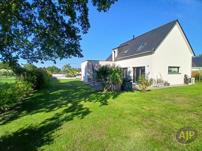 Maison - 152 m² - 5 pièces