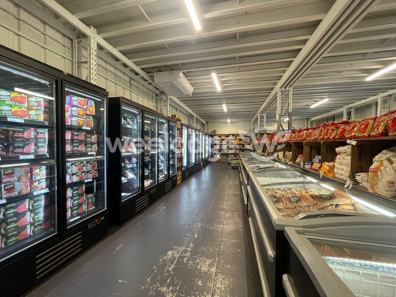 Fonds de commerce - 720 m²