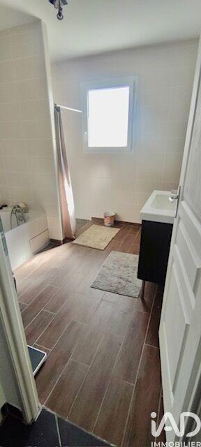 Maison - 94 m² - 4 pièces