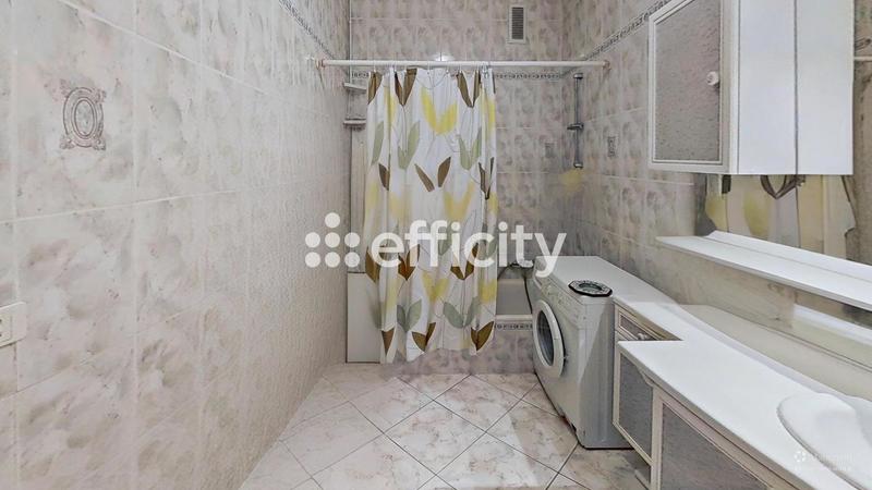 Appartement - 84 m² - 3 pièces