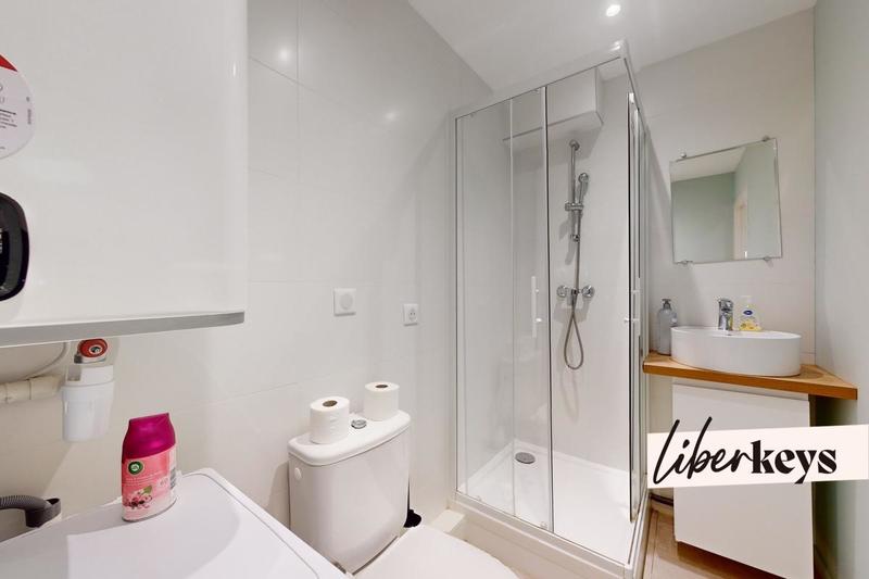 Appartement - 117 m² - 6 pièces