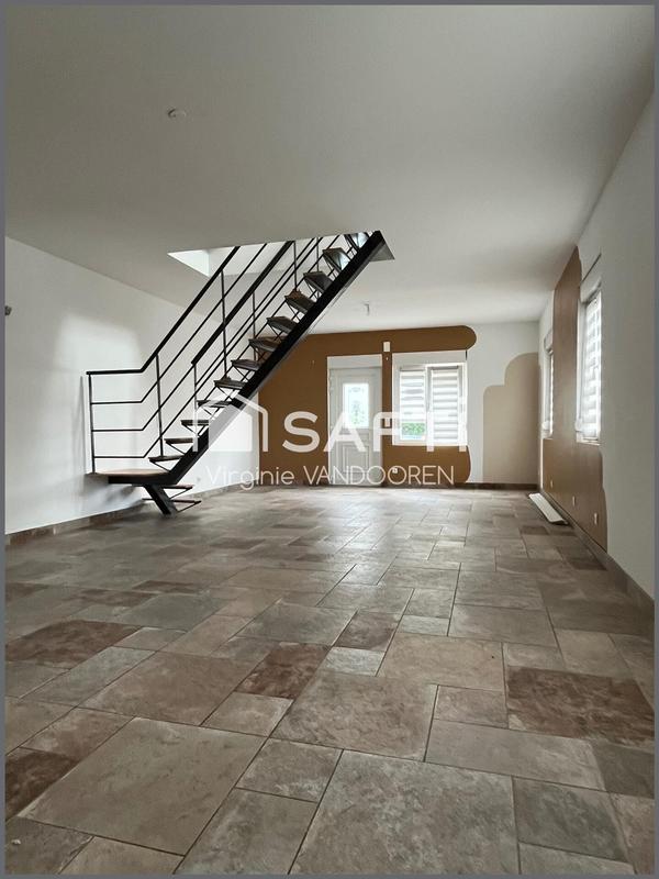 Maison - 250 m² - 9 pièces