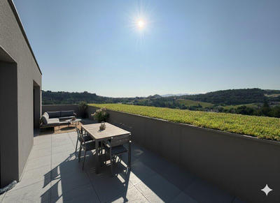 Appartement - 111 m² - 5 pièces