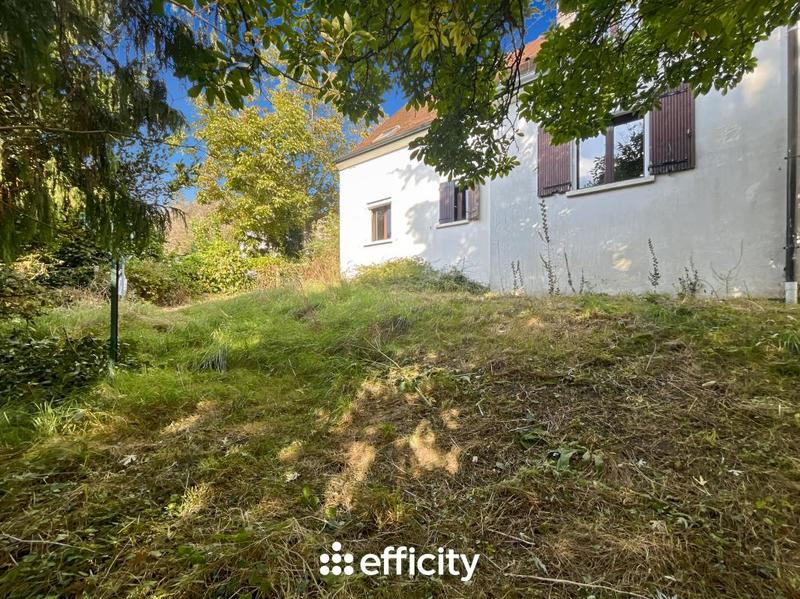 Maison - 215 m² - 8 pièces