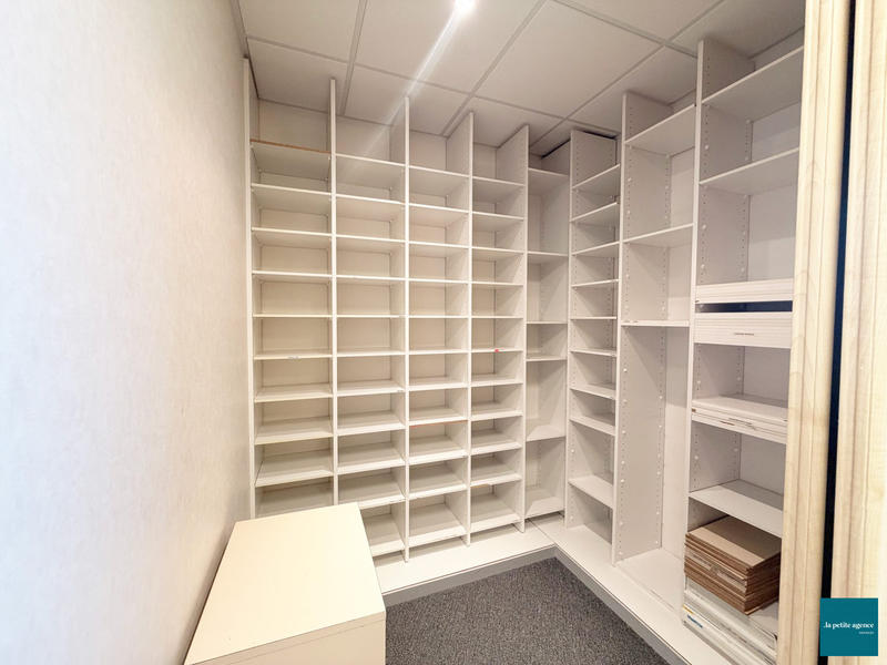 Bureau - 140 m²
