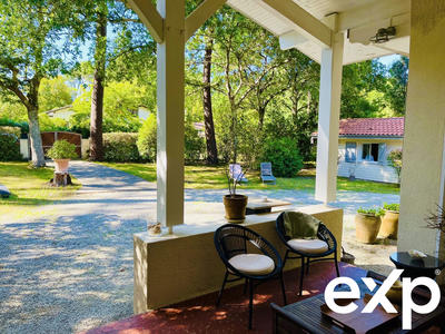 Maison - 185 m² - 7 pièces