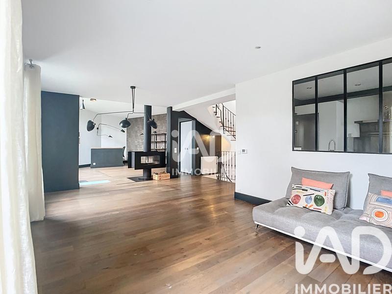 Maison - 170 m² - 8 pièces