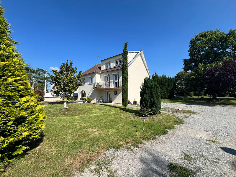 Maison bourgeoise - 178 m² - 8 pièces