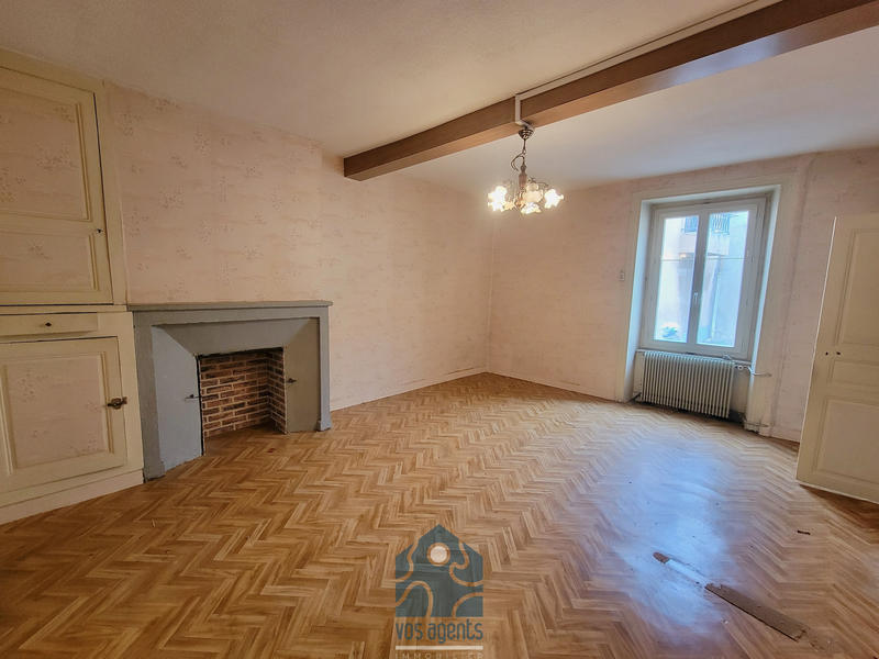 Maison de village - 203 m² - 7 pièces