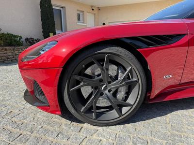 Aston Martin Dbs Superleggera V12 5.2l 725 Coupé Hyper Red