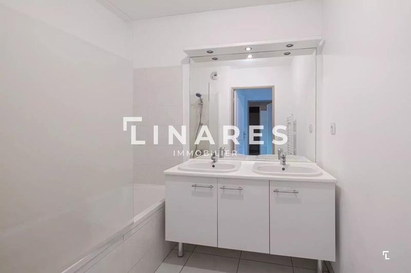 Appartement - 92 m² - 4 pièces