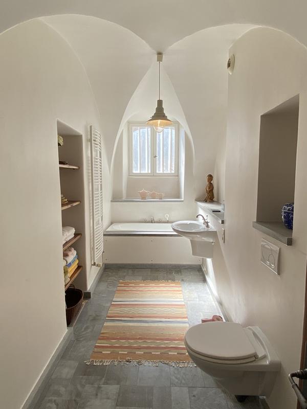 Maison - 320 m² - 6 pièces