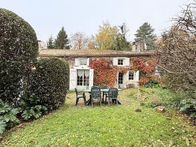 Maison - 142 m² - 5 pièces