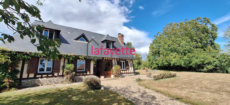 Maison - 180 m² - 7 pièces