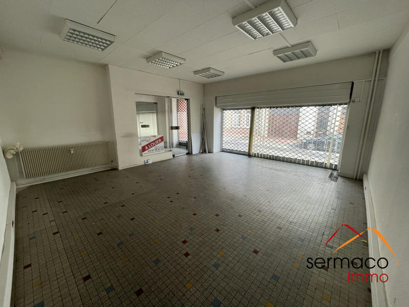 Local commercial - 88 m² - 3 pièces
